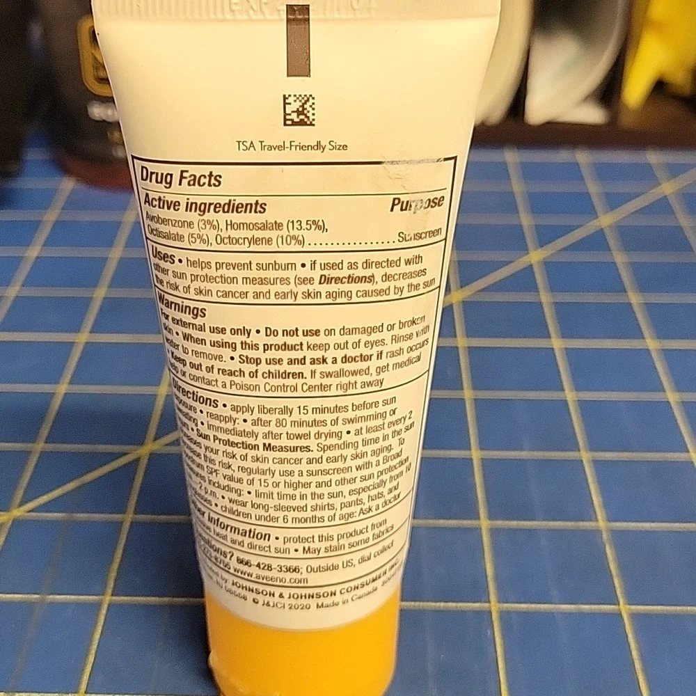 Aveeno Protect + Hydrate Sunscreen SPF 60 New Not Sealed